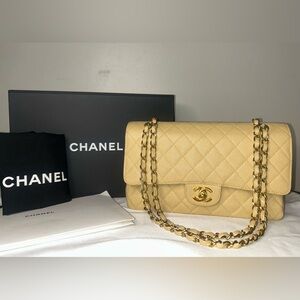 CHANEL Medium Classic Double Flap Caviar Quilted Handbag Beige Clair / 24k Gold